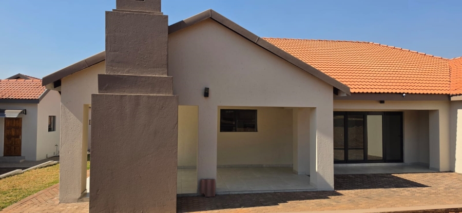 4 Bedroom Property for Sale in Buffelsfontein A H North West